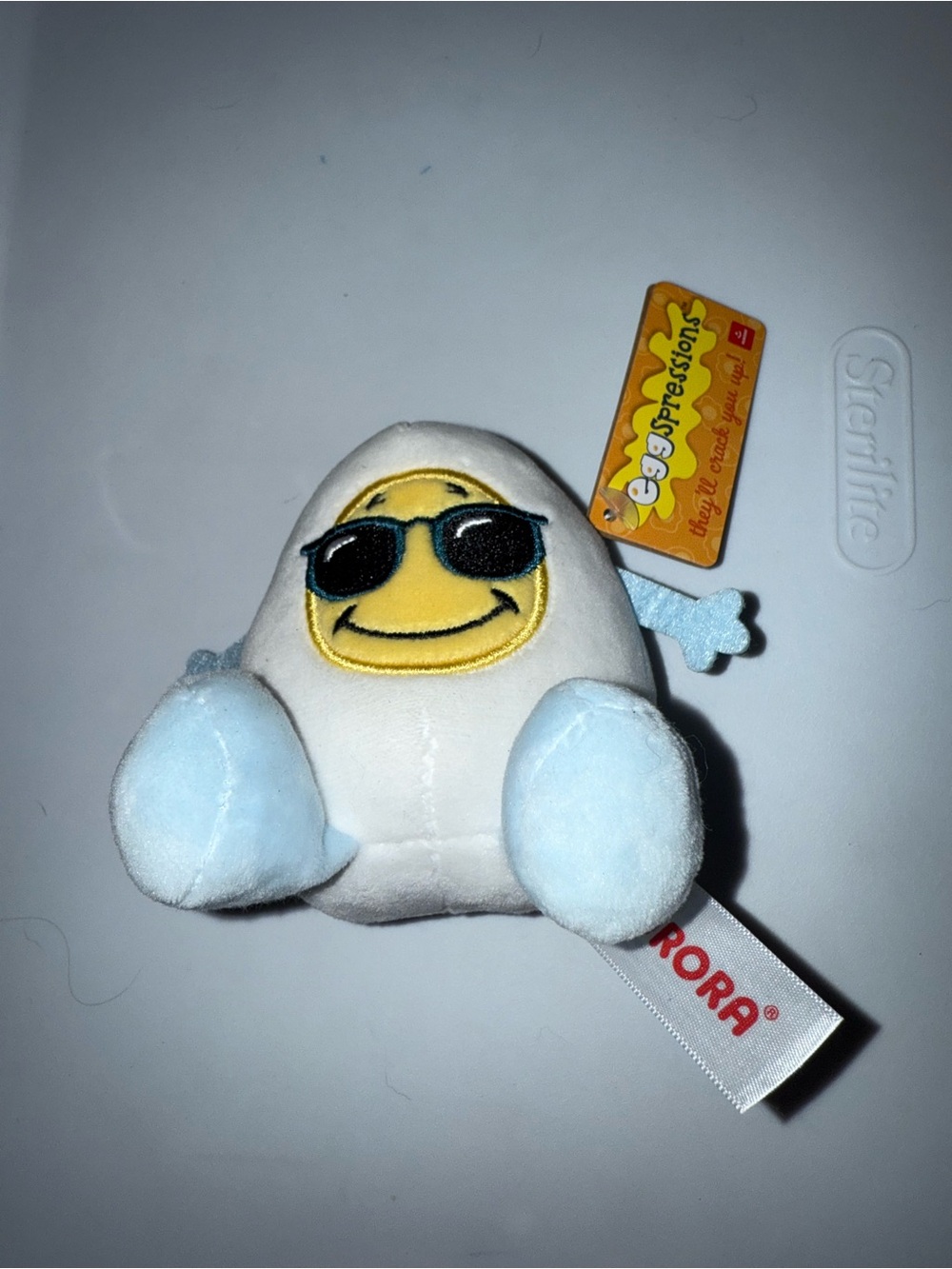 Aurora eggspressions plush